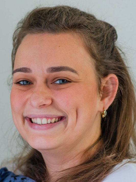Dr. Csizmadia Adrienn